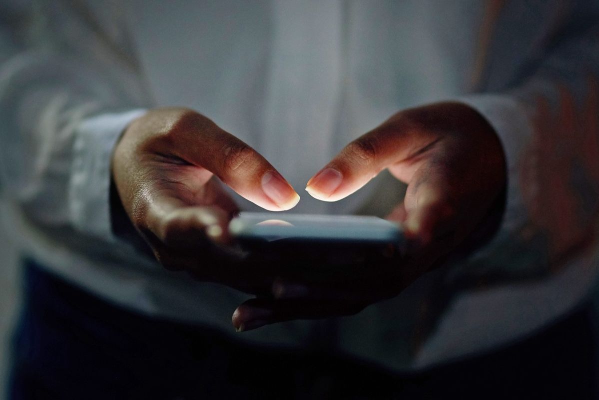 Mobile Device Security for UAE Businesses: Protecting Email, Apps and Customer Data